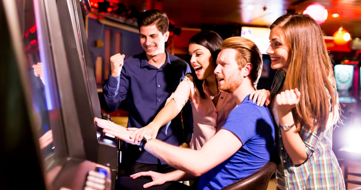 Video Poker Online vs. di Kasino: Keuntungan dan Kerugian
