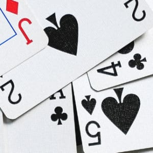 Strategi dan Teknik Menghitung Kartu Dalam Poker